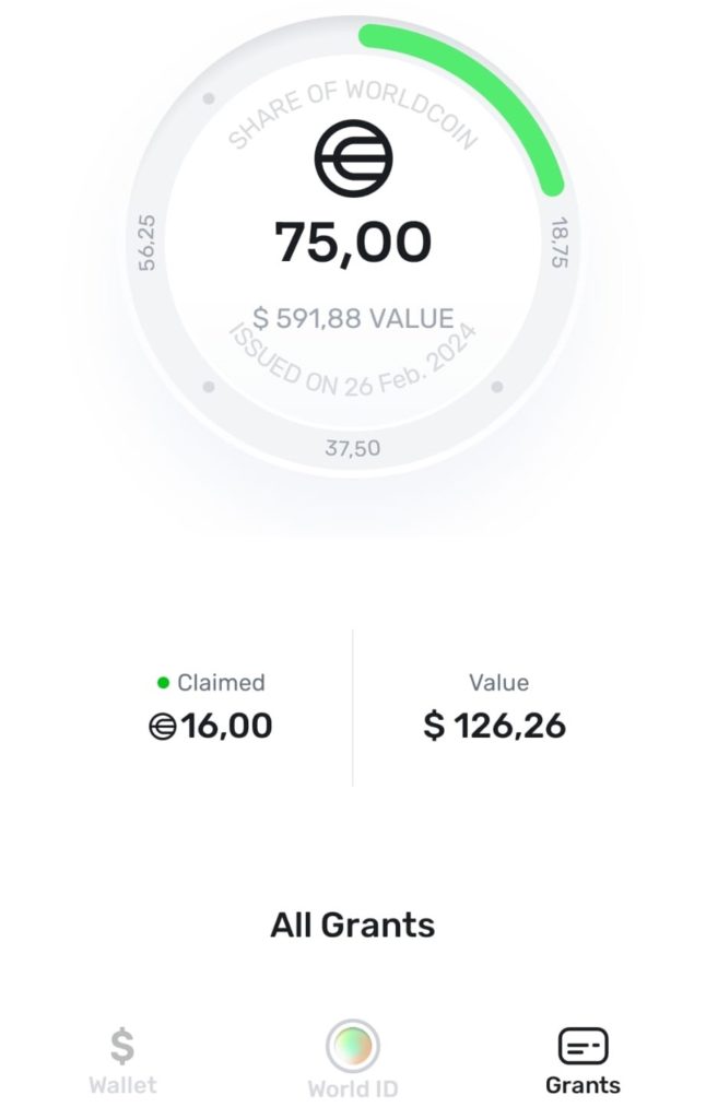 Worldcoin App showing available potential earnings
